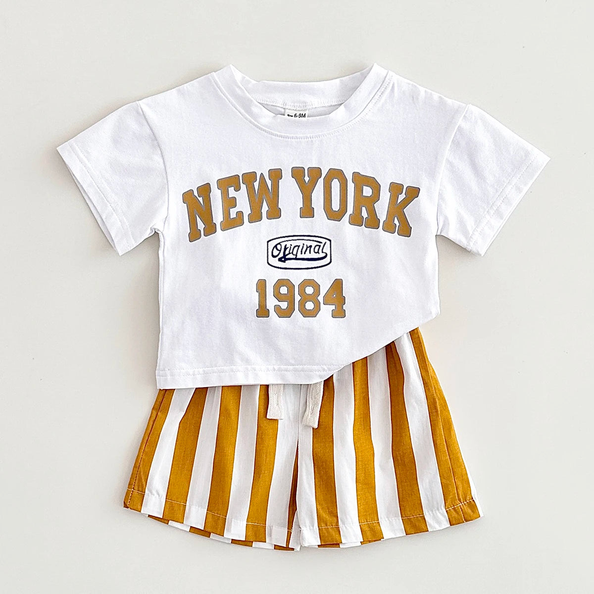 Ensemble t-shirt à manches courtes et short garçon