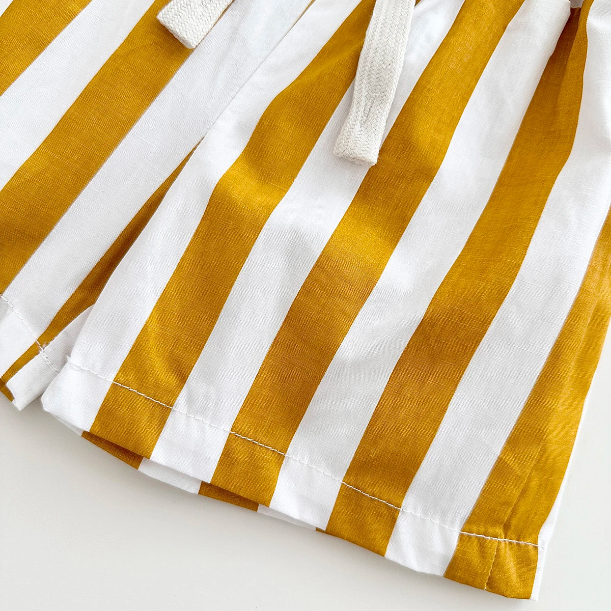 Ensemble t-shirt à manches courtes et short garçon