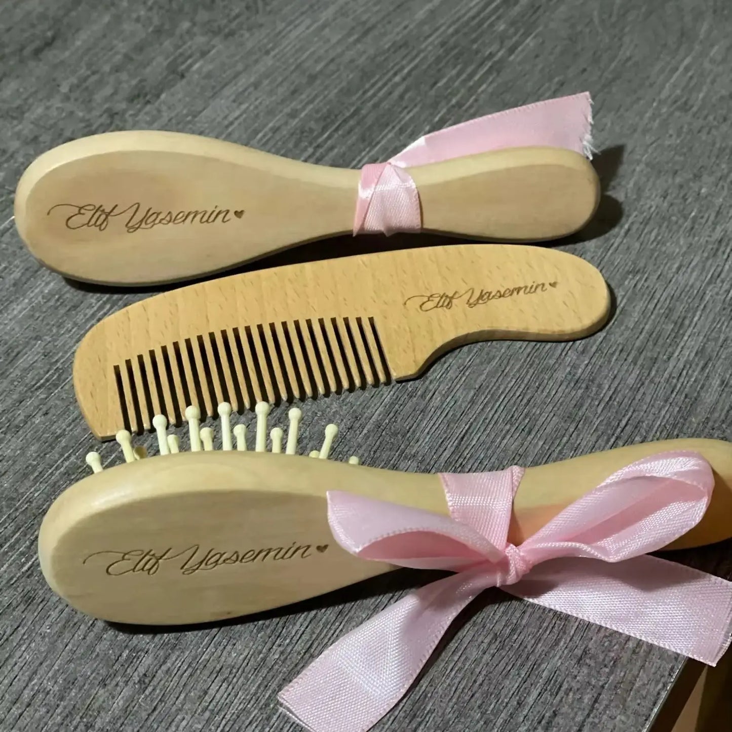 Brosse à cheveux personnalisée pour bébé