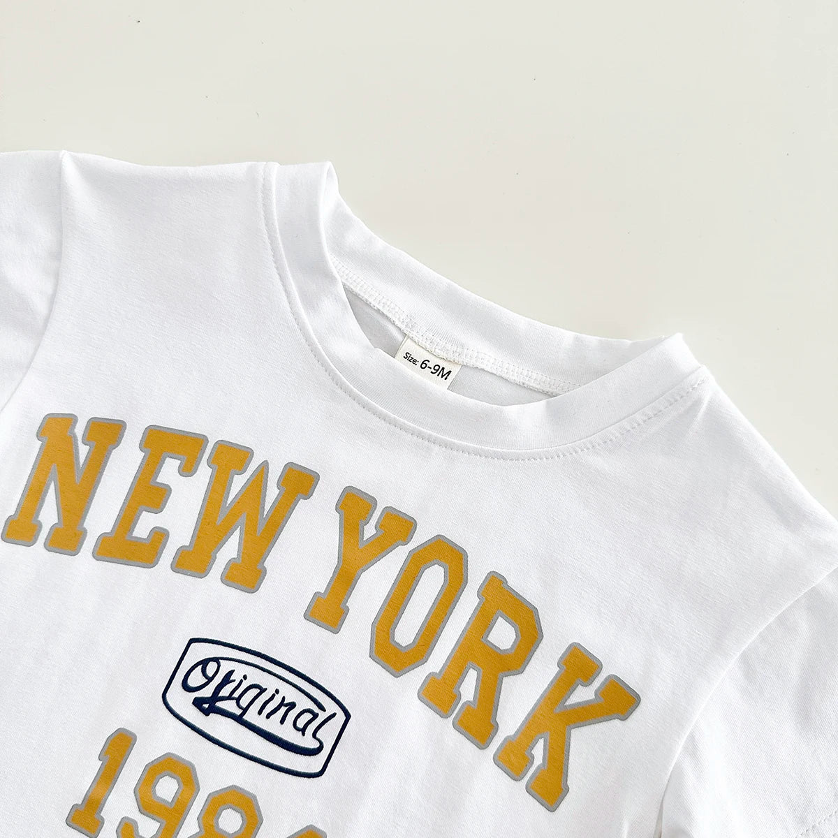 Ensemble t-shirt à manches courtes et short garçon